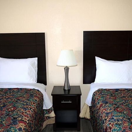 Red Carpet Inn Battleboro Extérieur photo