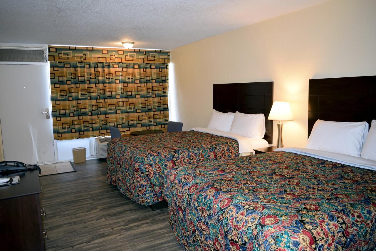 Red Carpet Inn Battleboro Extérieur photo